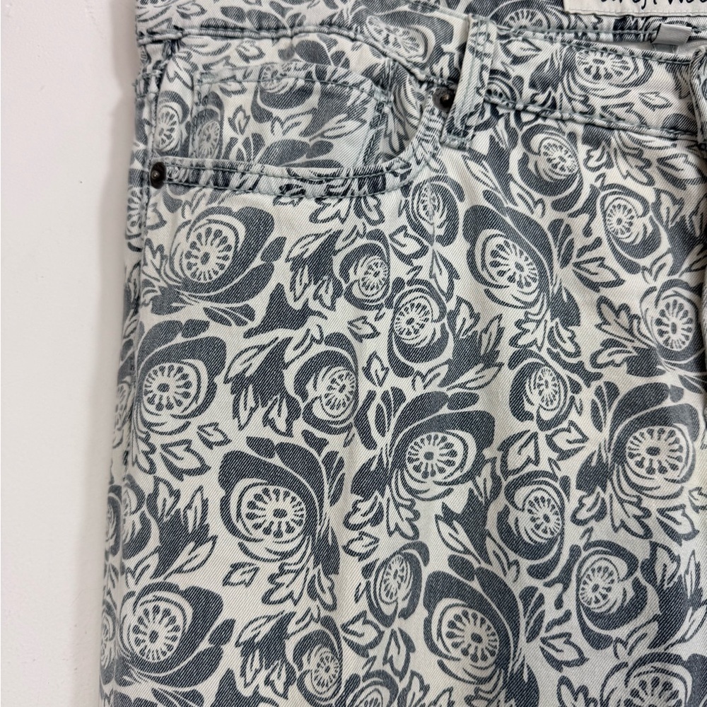 Driftwood Size 30 Light Wash Gray White Floral Slim Jeans Pants - Picture 5 of 7